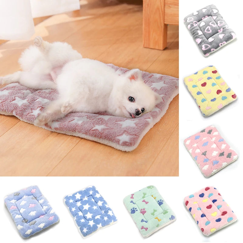 The Huggo Pet Blanket — Soft Fleece Throw